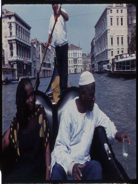 Cousin, cousine, pirogue gondole - Affiche